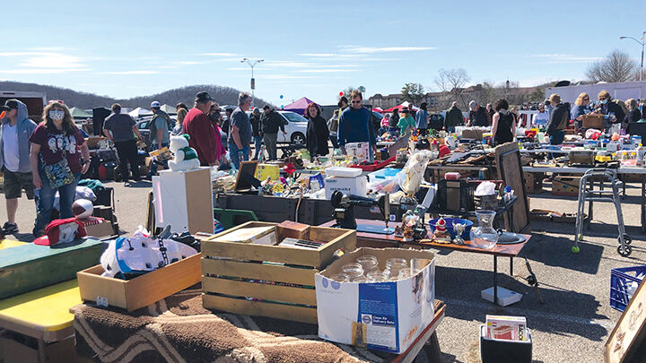 Chamber draws crowd to annual garage sale, swap meet